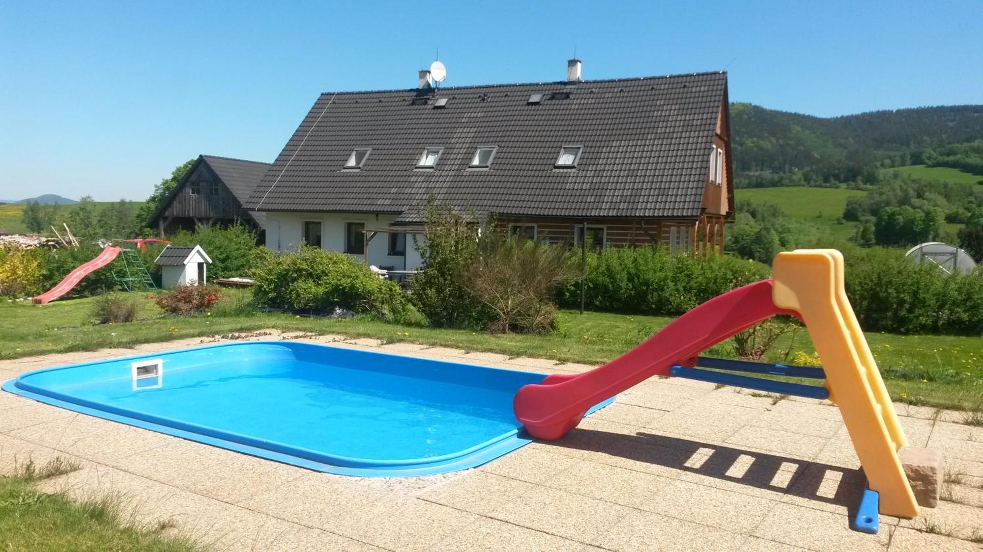 Apartman V Chaloupce Na Vrsku Bernartice  Экстерьер фото